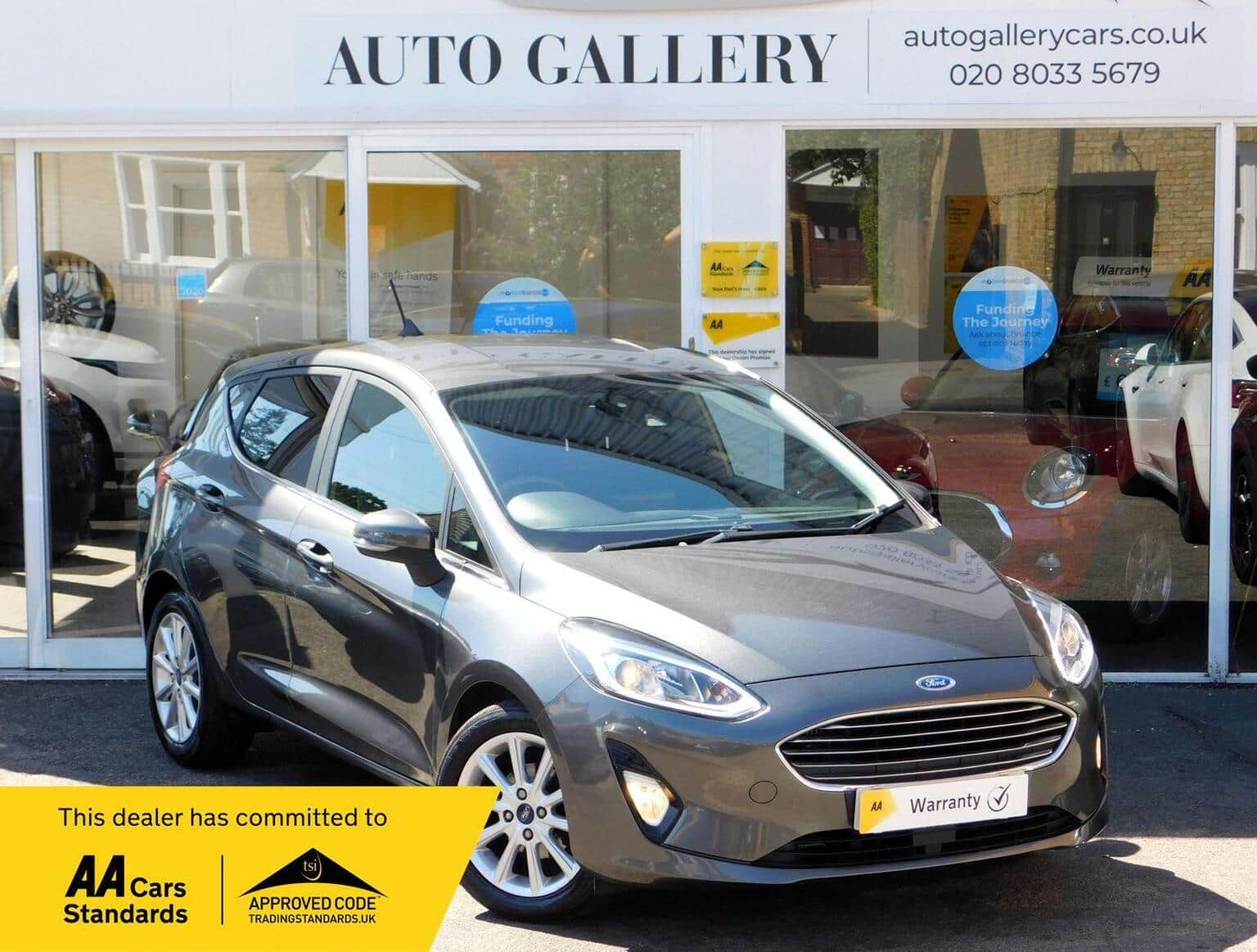 Ford Fiesta - image 1 of 100