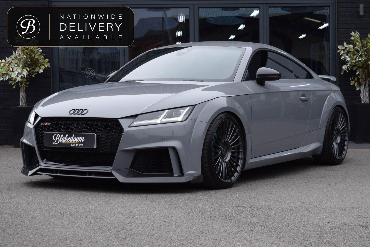 Audi TT RS - image 1 of 55