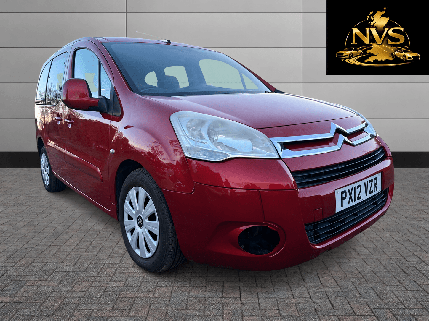 2012 Citroen Berlingo 1.6 e-HDi Airdream VTR in red — photo 1 of 13