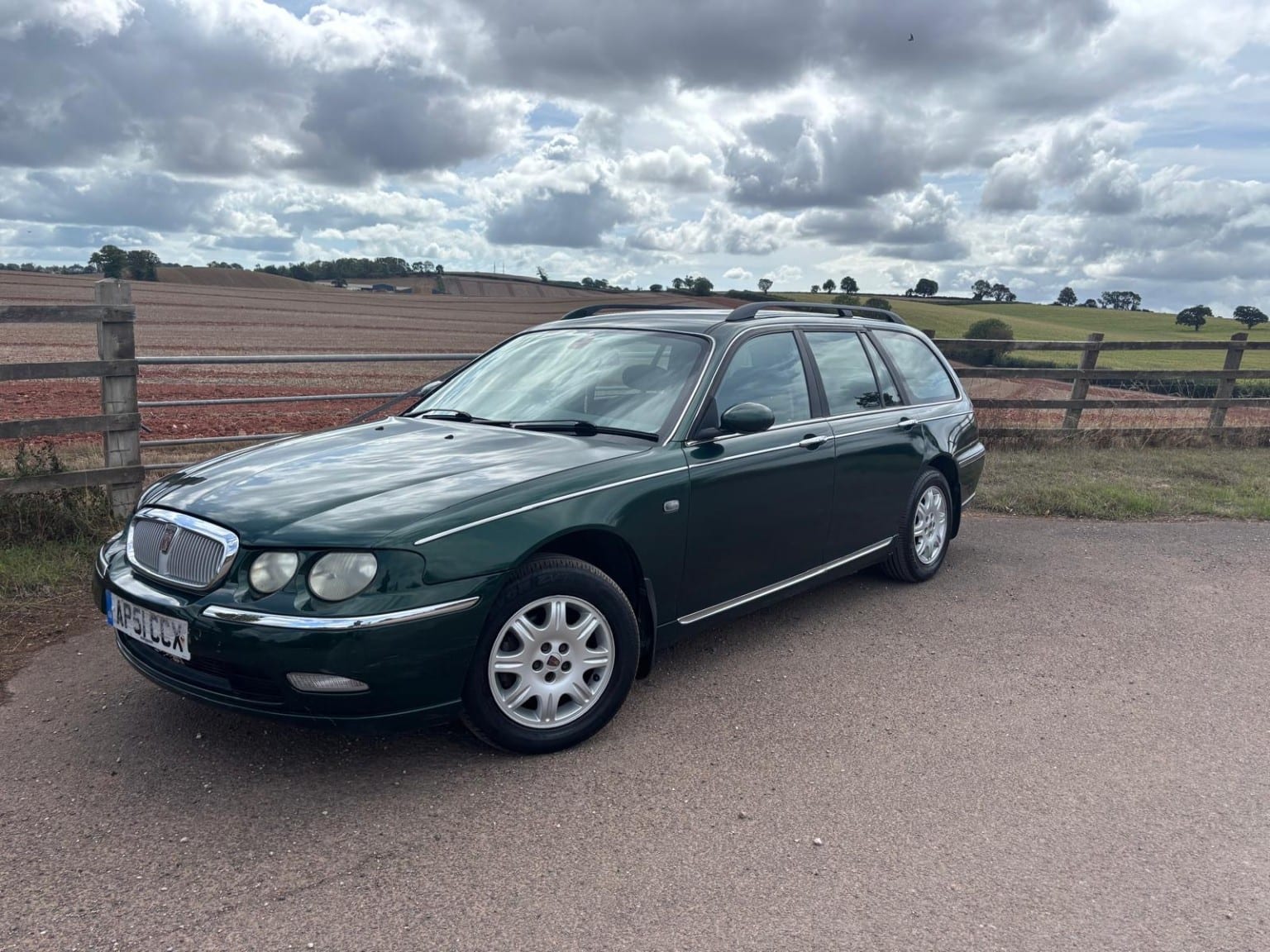 Rover 75 - image 1 of 13