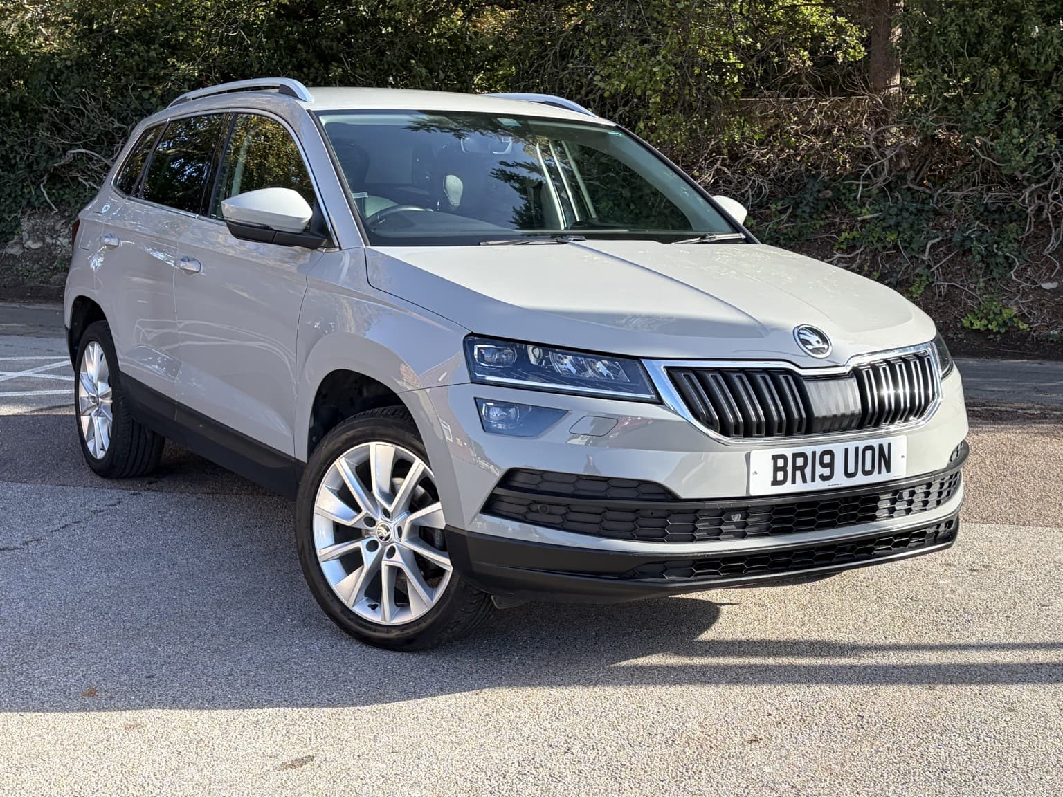 Skoda Karoq - image 1 of 55