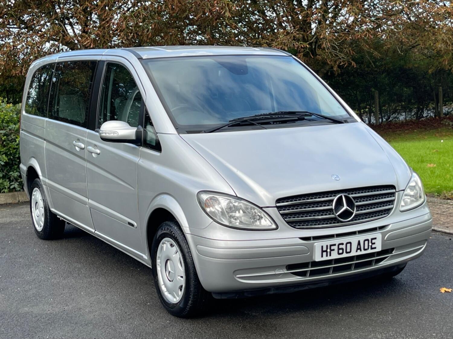 Mercedes-Benz Viano - image 1 of 19
