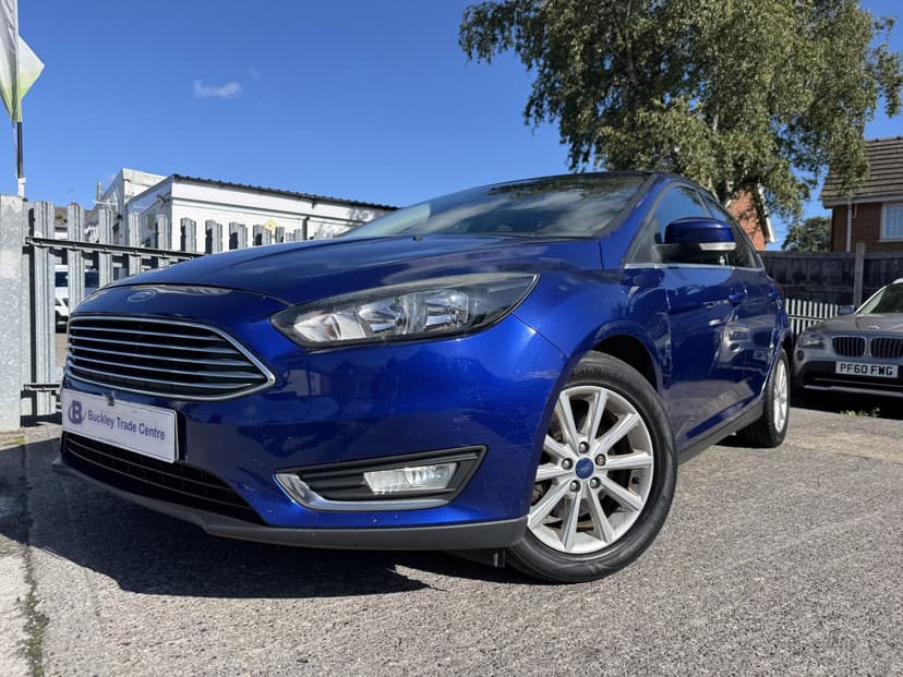 2016 FORD FOCUS