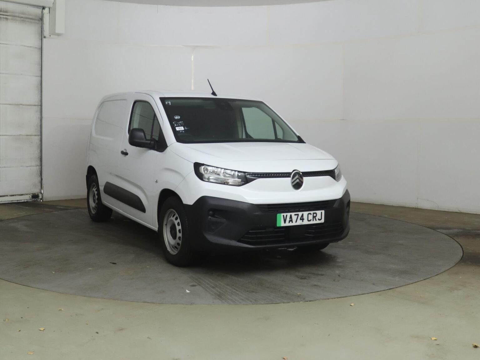 Citroen E-Berlingo - image 1 of 15