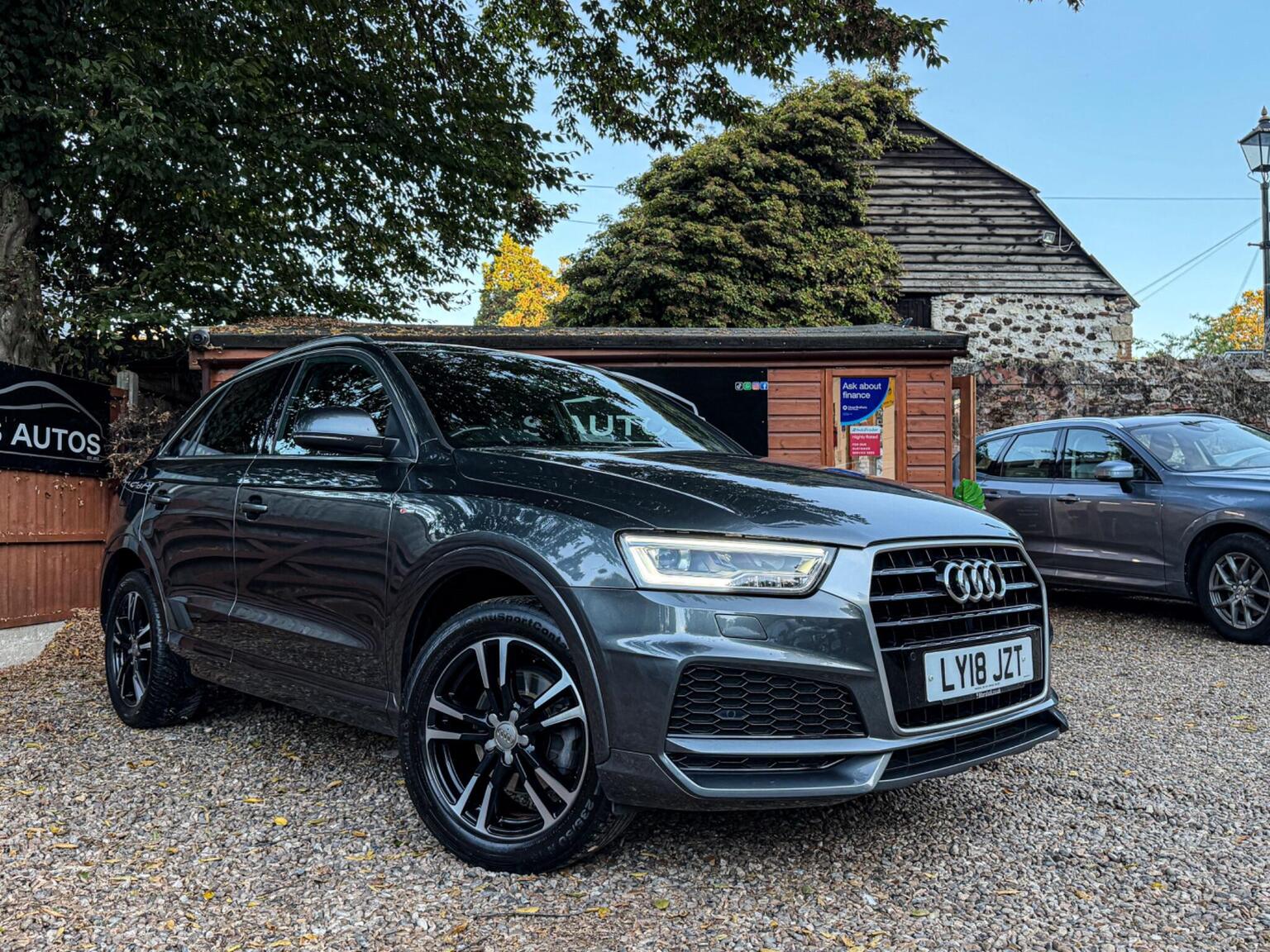 Audi Q3 - image 1 of 42
