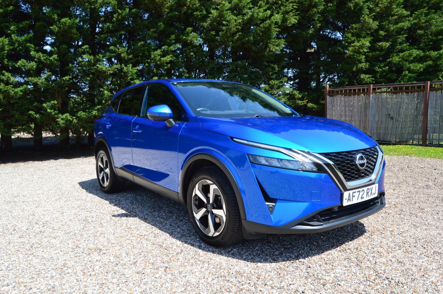 Nissan Qashqai - image 1 of 39