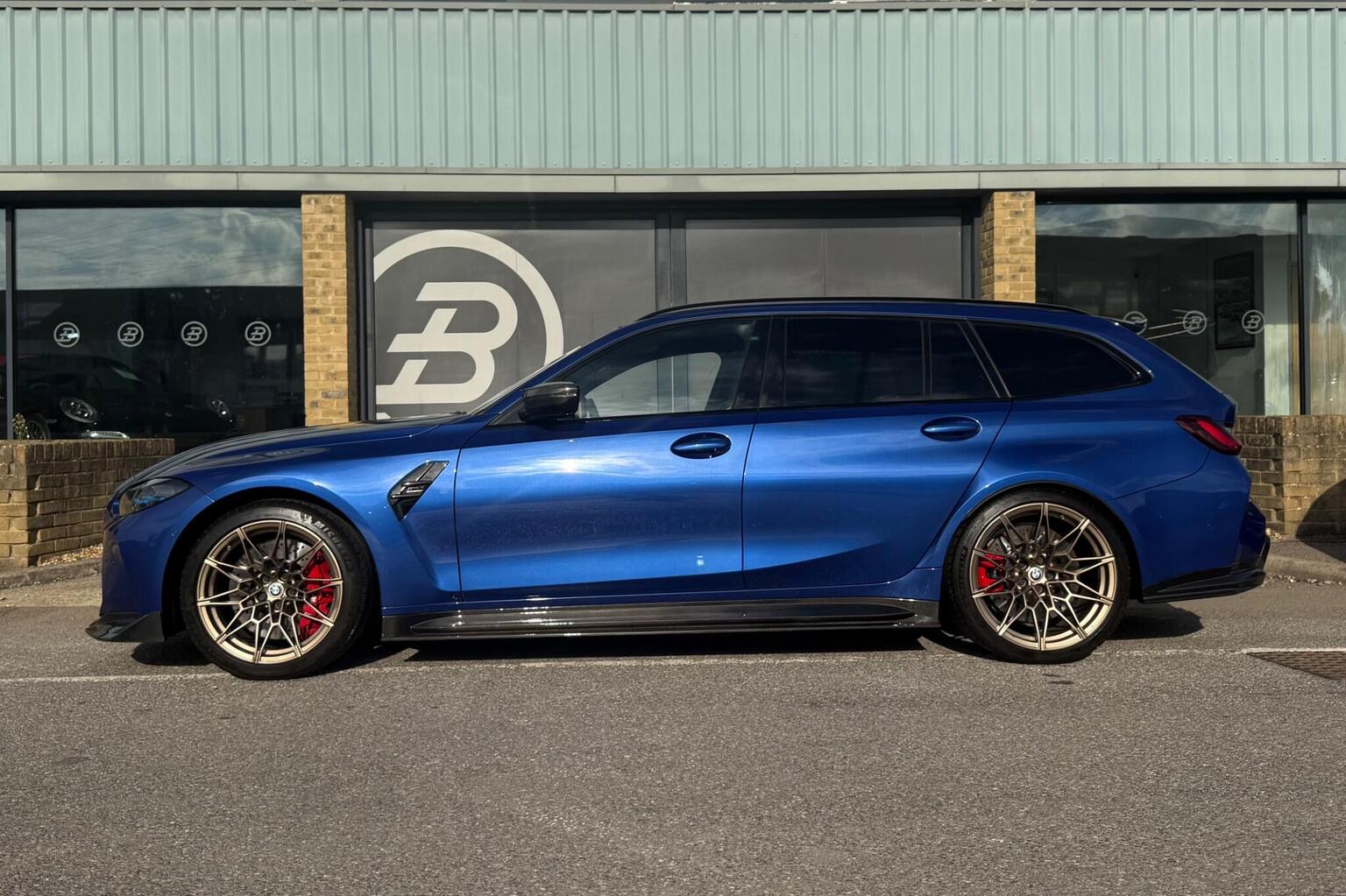 BMW M3 - image 1 of 45