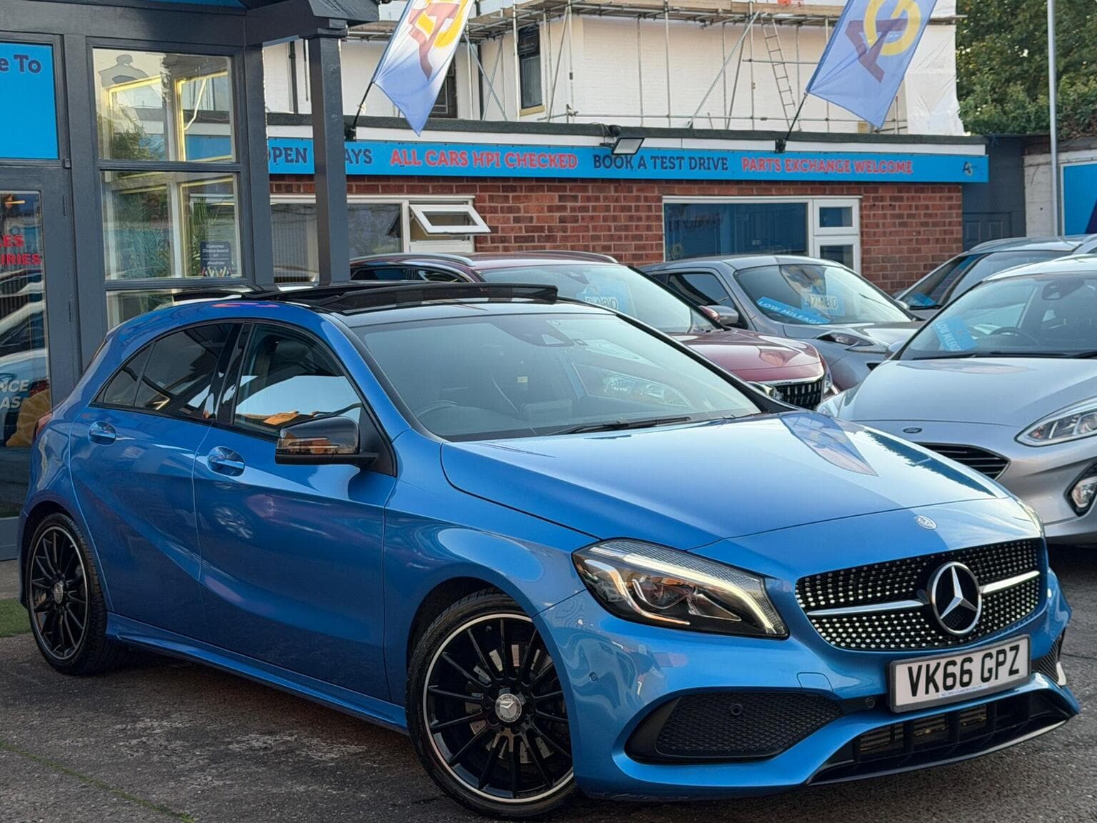 Mercedes-Benz A Class - image 1 of 55