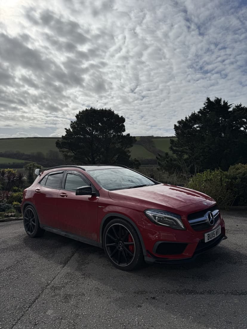2015 MERCEDES-BENZ GLA
