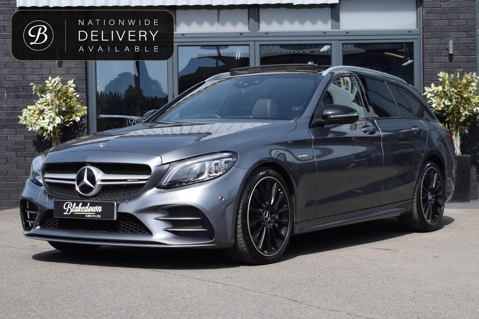 Mercedes-Benz C Class - image 1 of 49