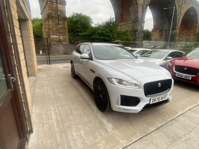 2020 JAGUAR F-PACE