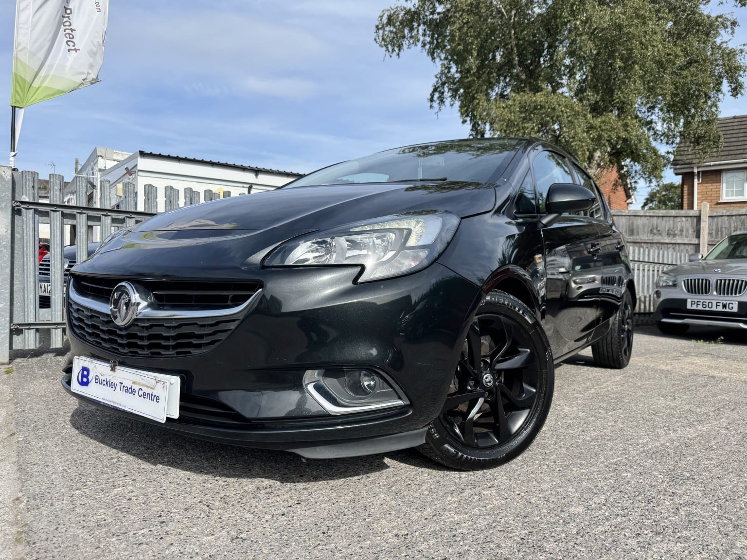 Vauxhall Corsa - image 1 of 34