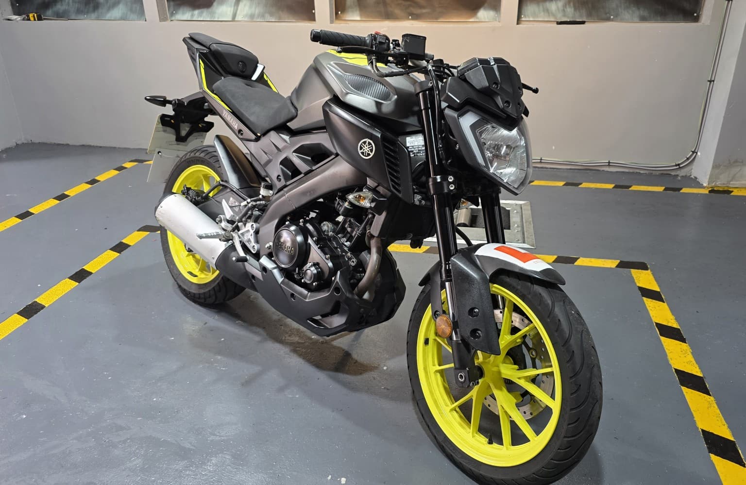 Yamaha MT-125 - image 1 of 30