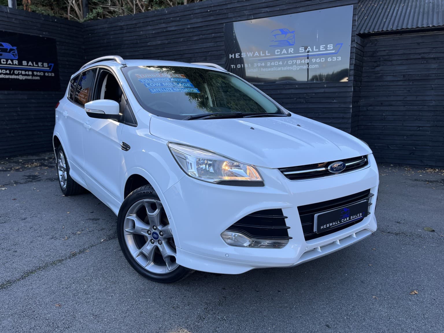 Ford Kuga - image 1 of 26