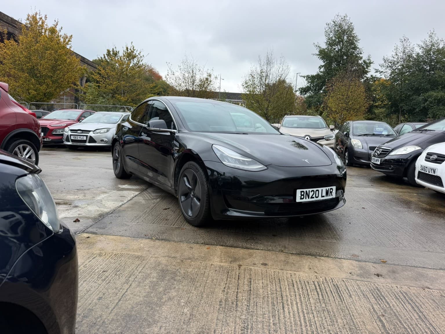 Tesla Model 3 - image 1 of 22