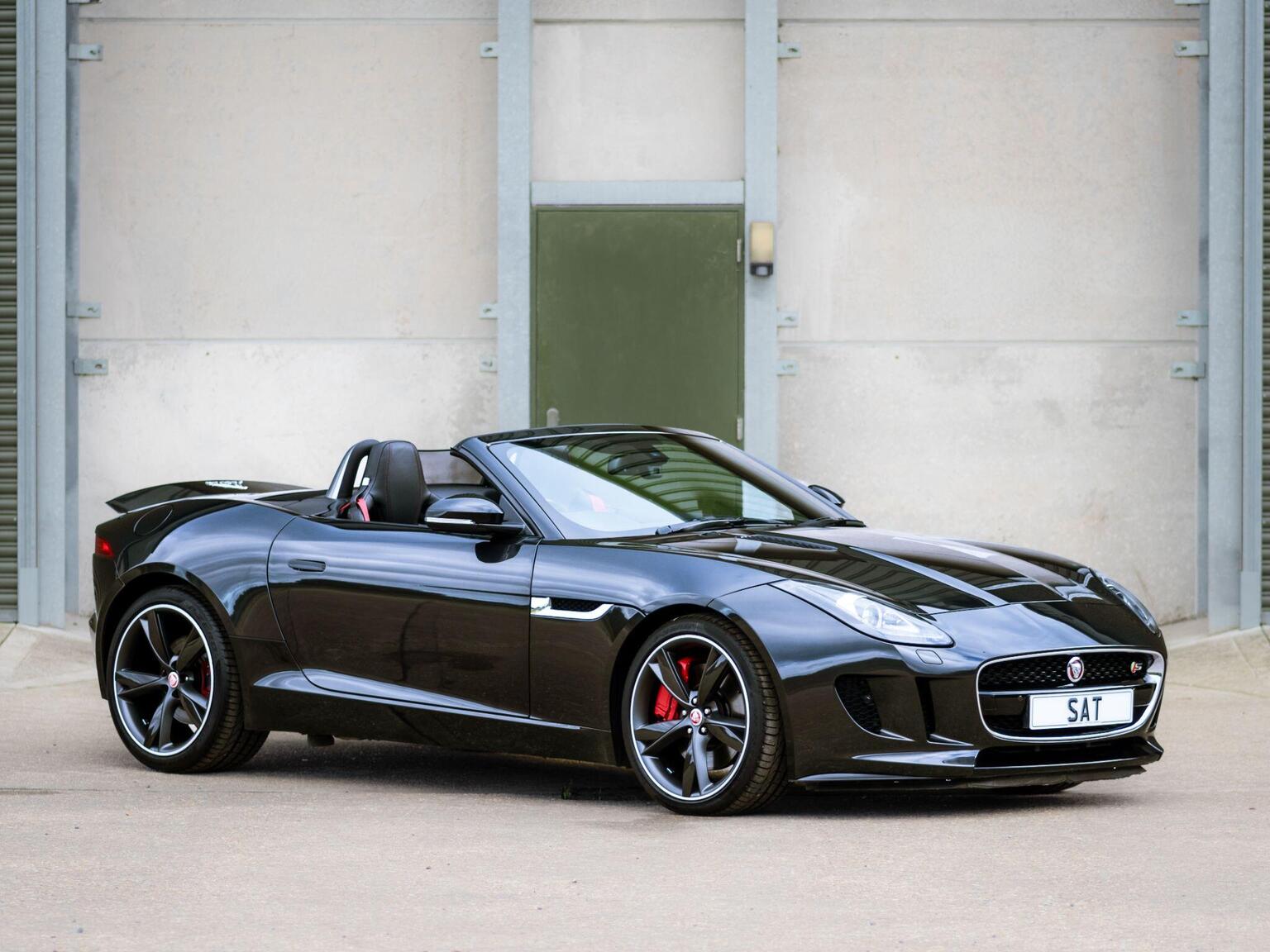 2014 Jaguar F-Type 3.0 V6 S Auto Euro 5 (s/s) 2dr in grey — photo 1 of 32