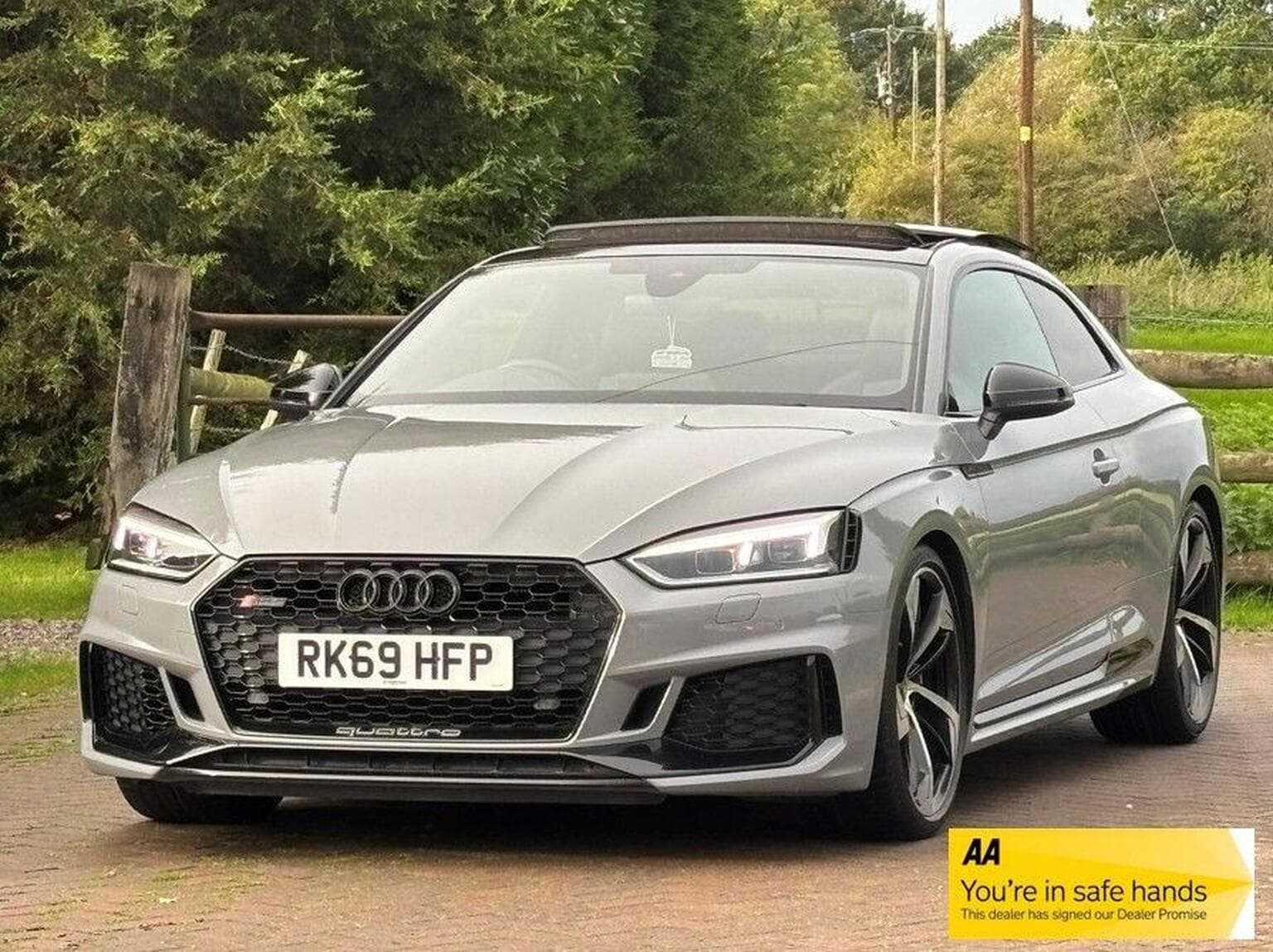 Audi RS5 - image 1 of 41