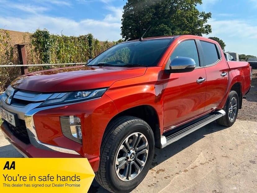 2021 MITSUBISHI L200