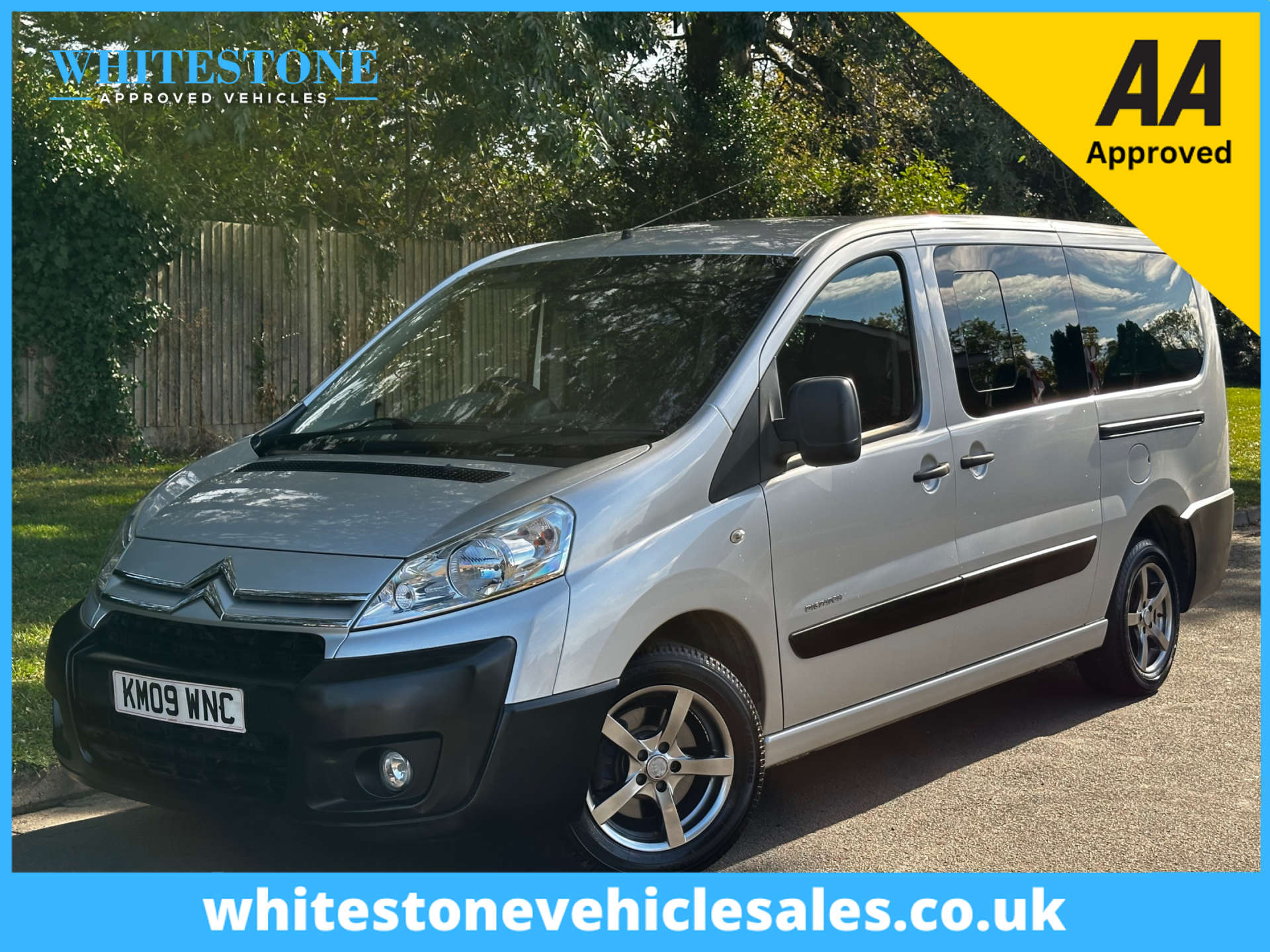 Citroen Dispatch Combi - image 1 of 34