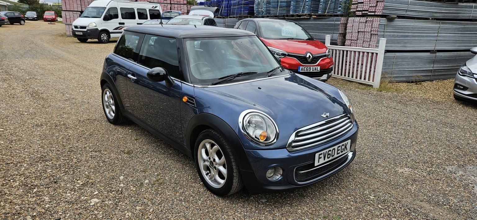 MINI Hatch - image 1 of 13