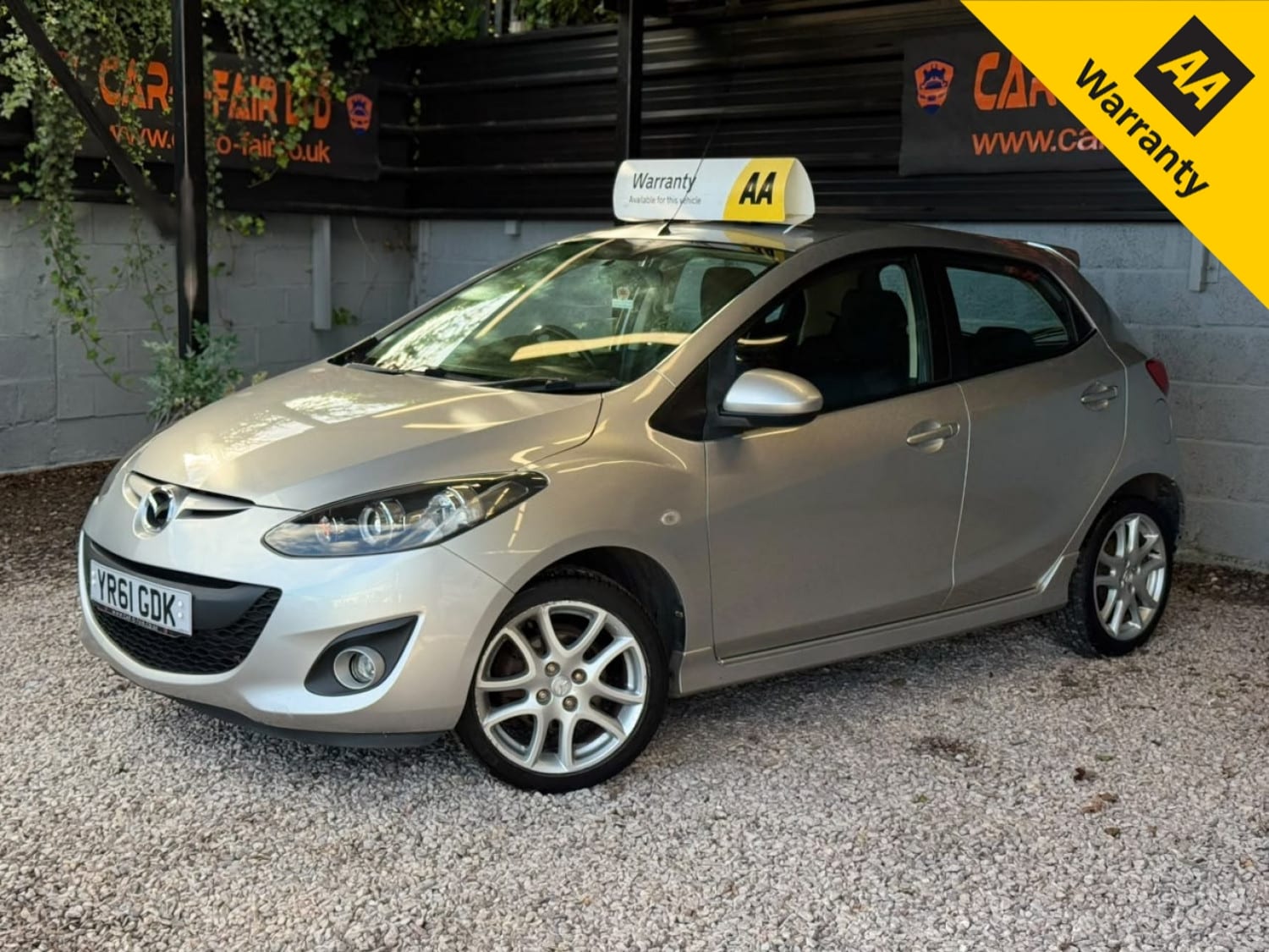 Mazda Mazda2 - image 1 of 32