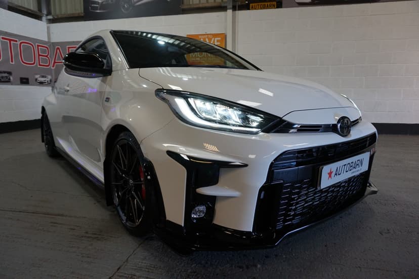 2021 TOYOTA YARIS