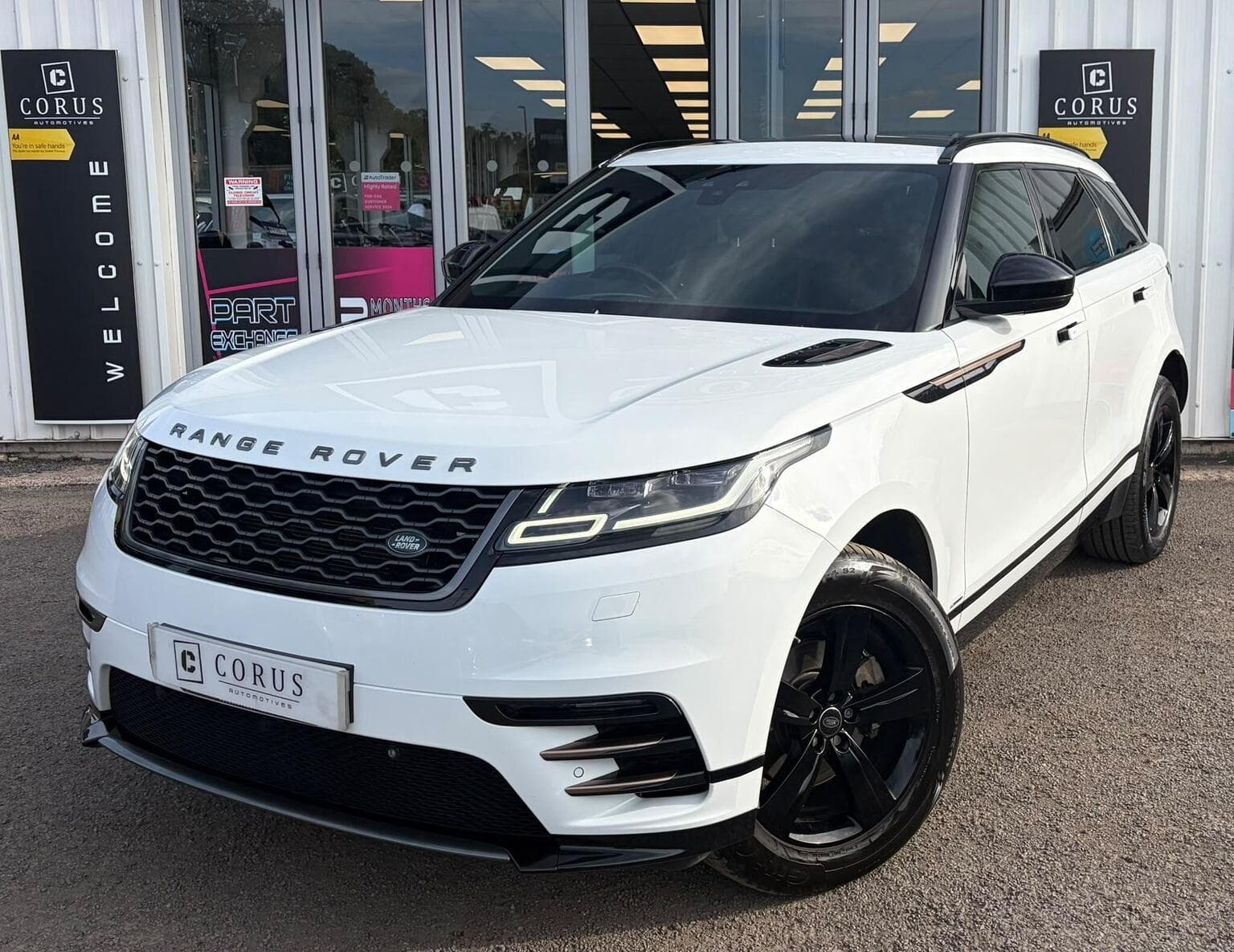 Land Rover Range Rover Velar - image 1 of 48