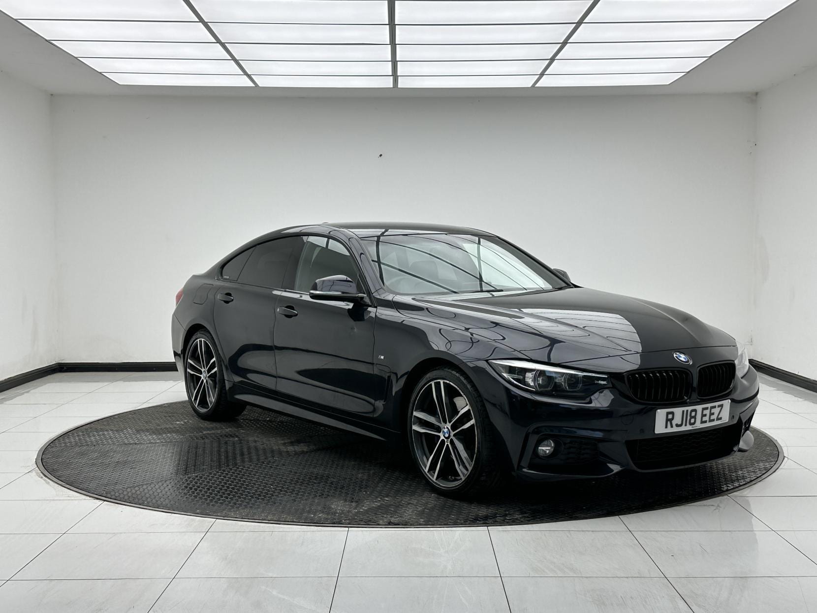 BMW 4 Series Gran Coupe - image 1 of 48