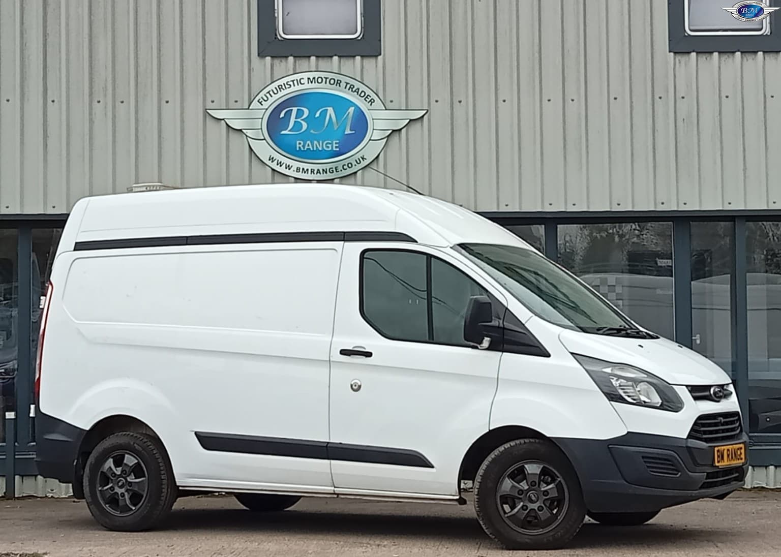 Ford Transit Custom - image 1 of 20