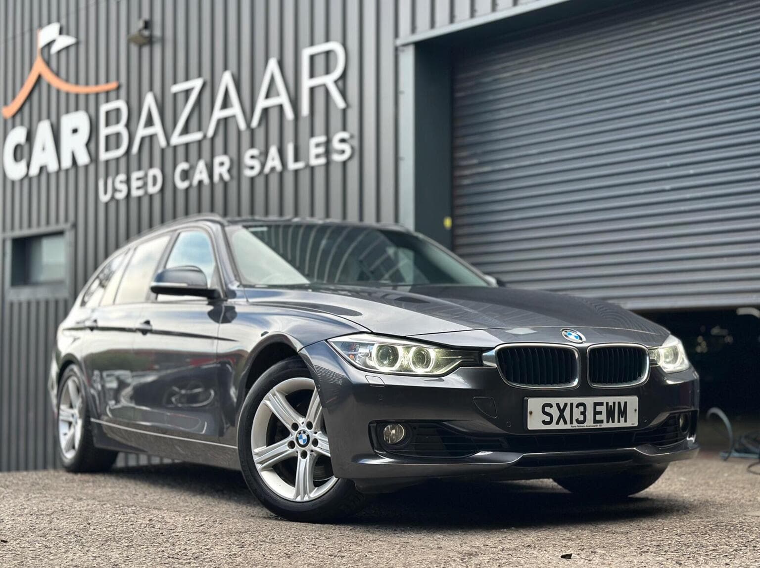 BMW 3 Series - image 1 of 6
