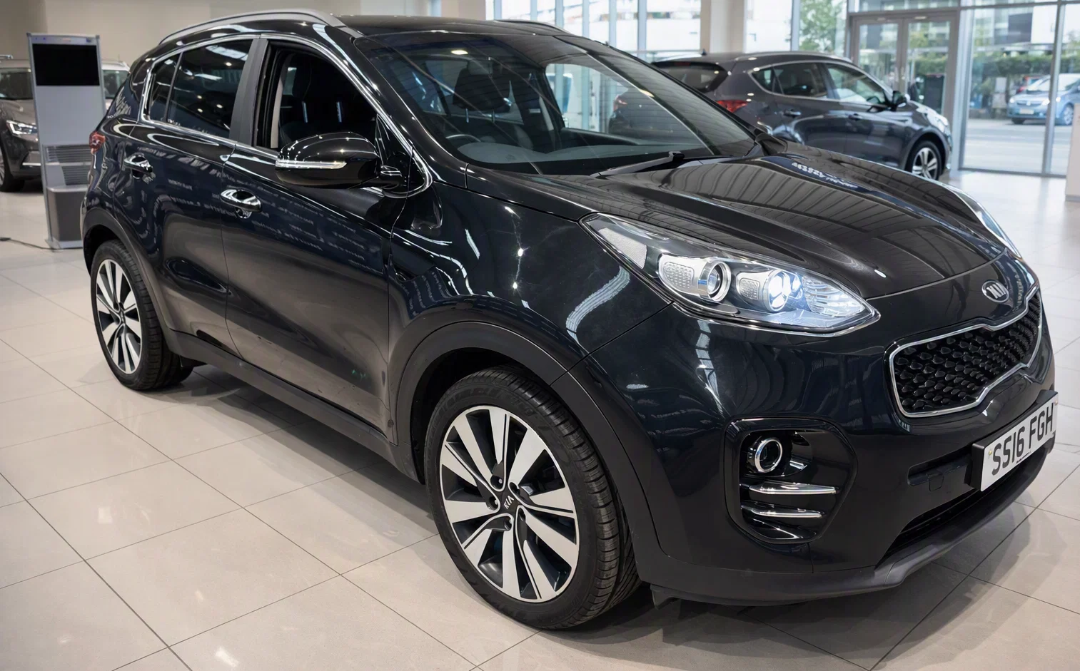 Kia Sportage - image 1 of 25