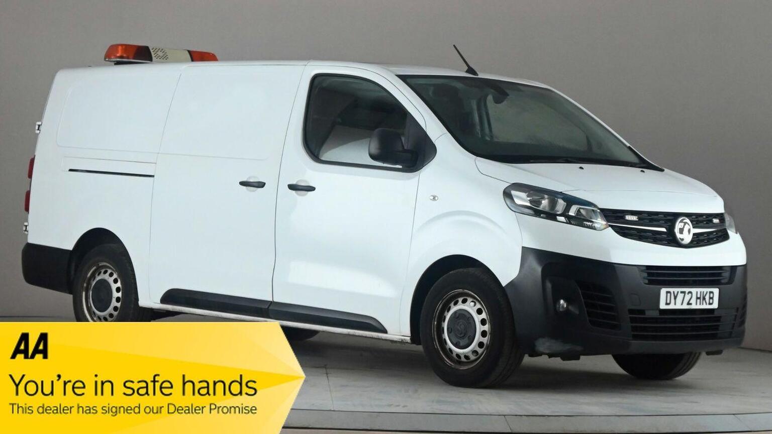 2022 Vauxhall Vivaro 1.5 Turbo D 2900 Dynamic L2 H1 Euro 6 in white — photo 1 of 13