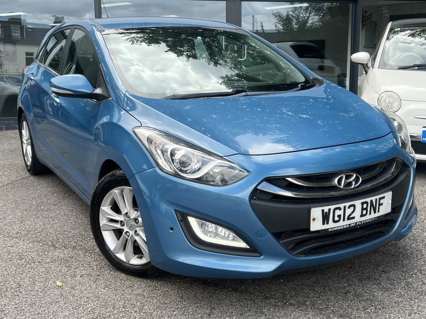2012 HYUNDAI I30