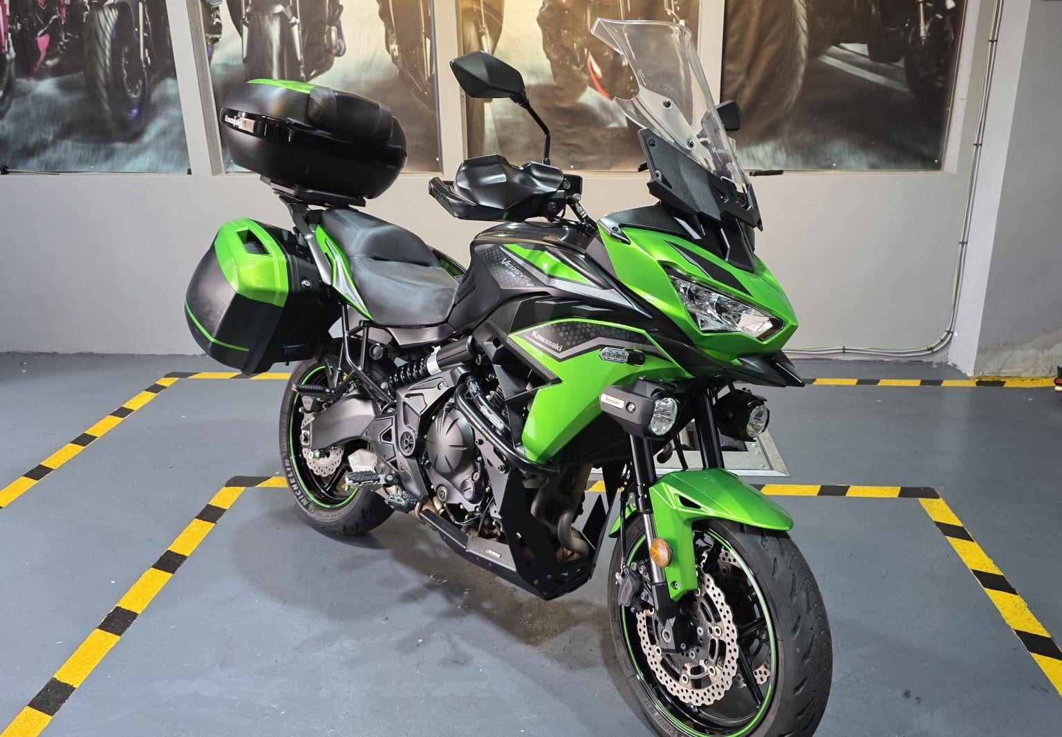 Kawasaki Versys 650 - image 1 of 52