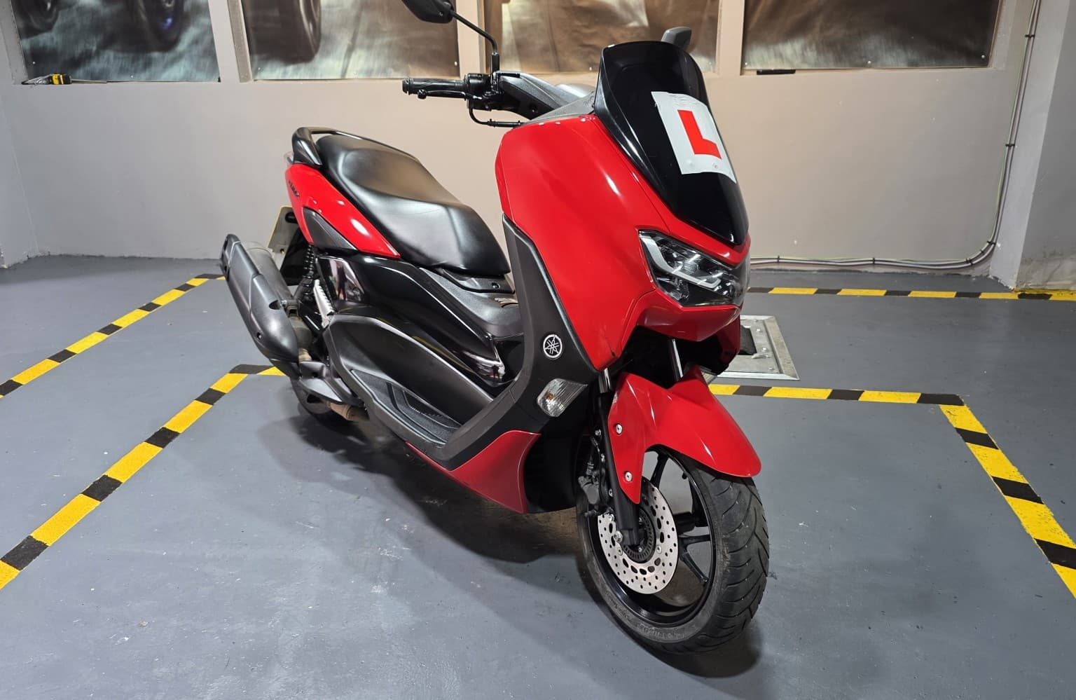 Yamaha NMAX 125 - image 1 of 28