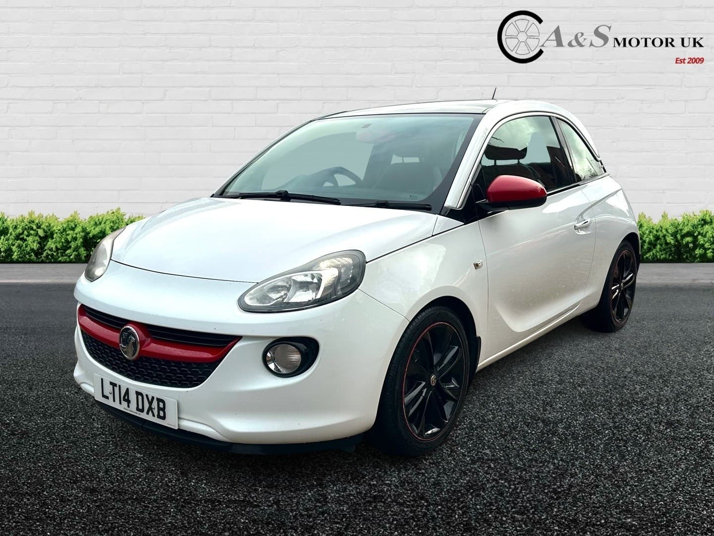 Vauxhall Adam - image 1 of 21