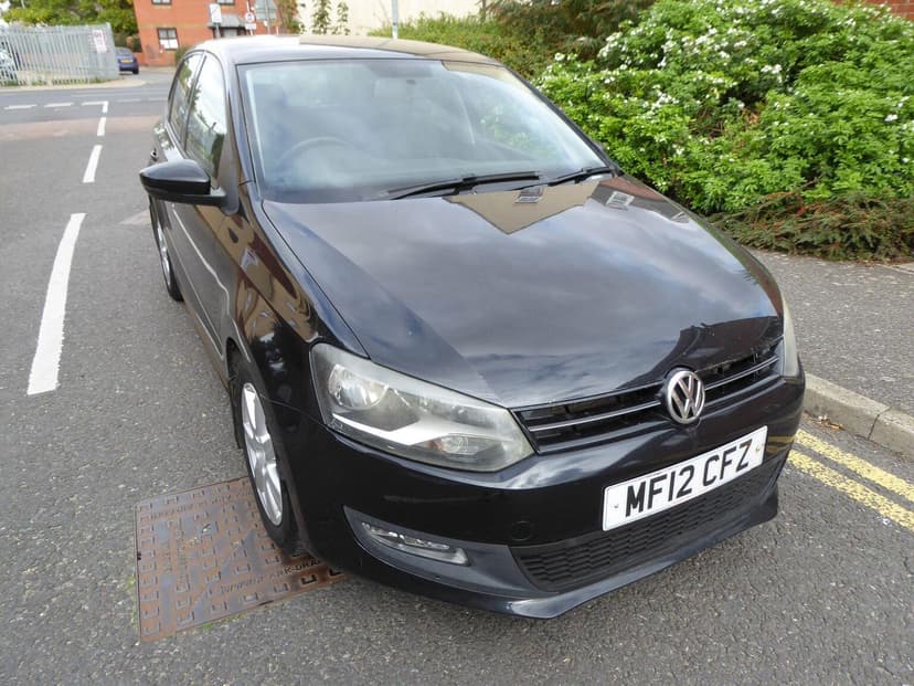 2012 VOLKSWAGEN POLO