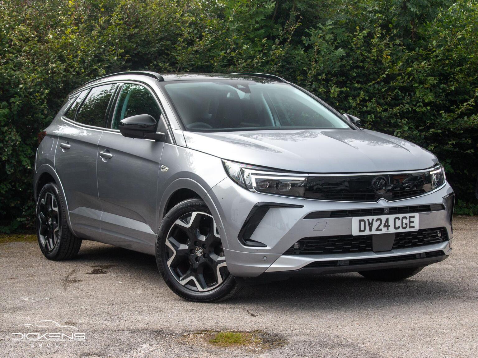 Vauxhall Grandland - image 1 of 31