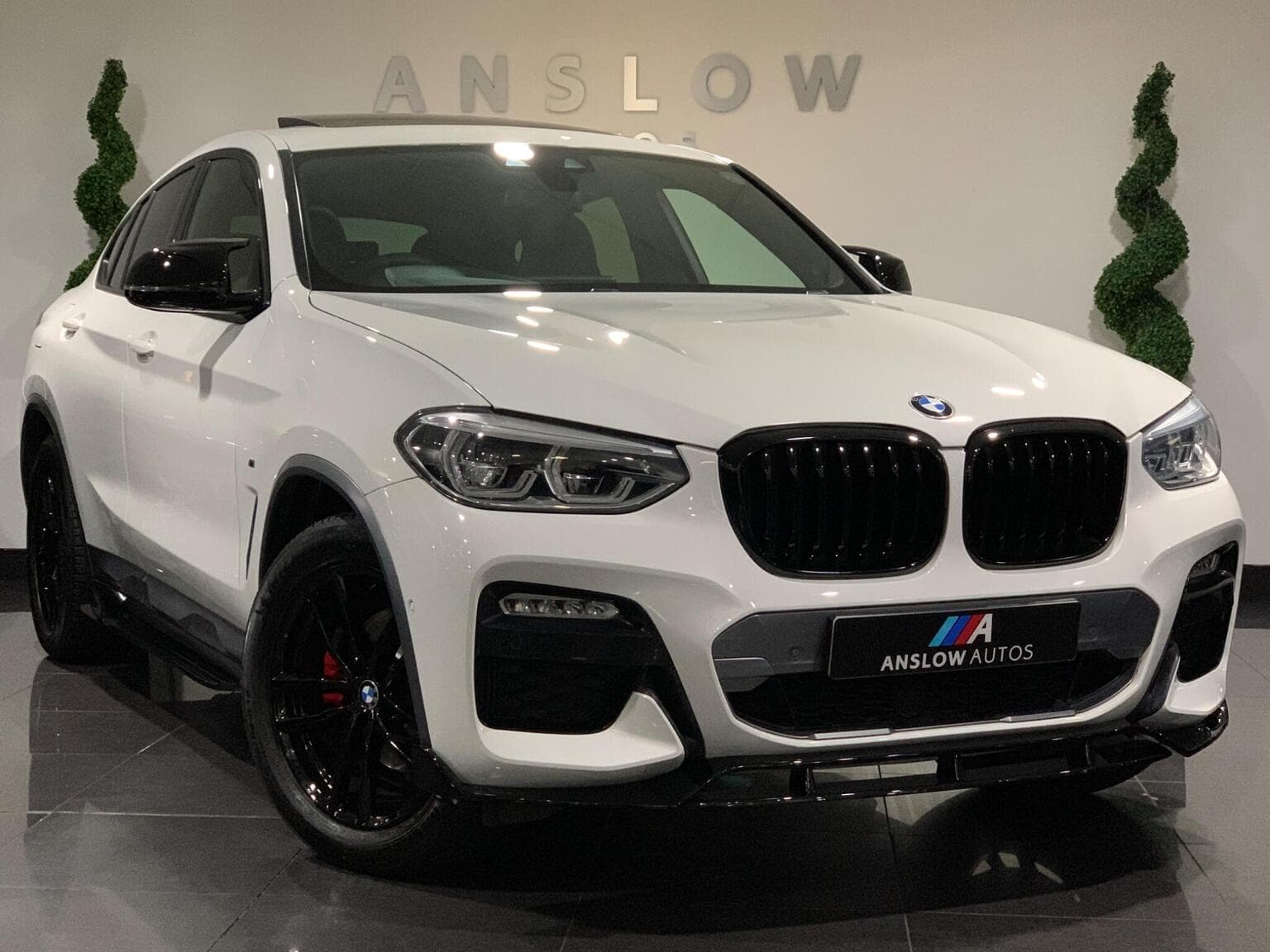BMW X4 - image 1 of 100