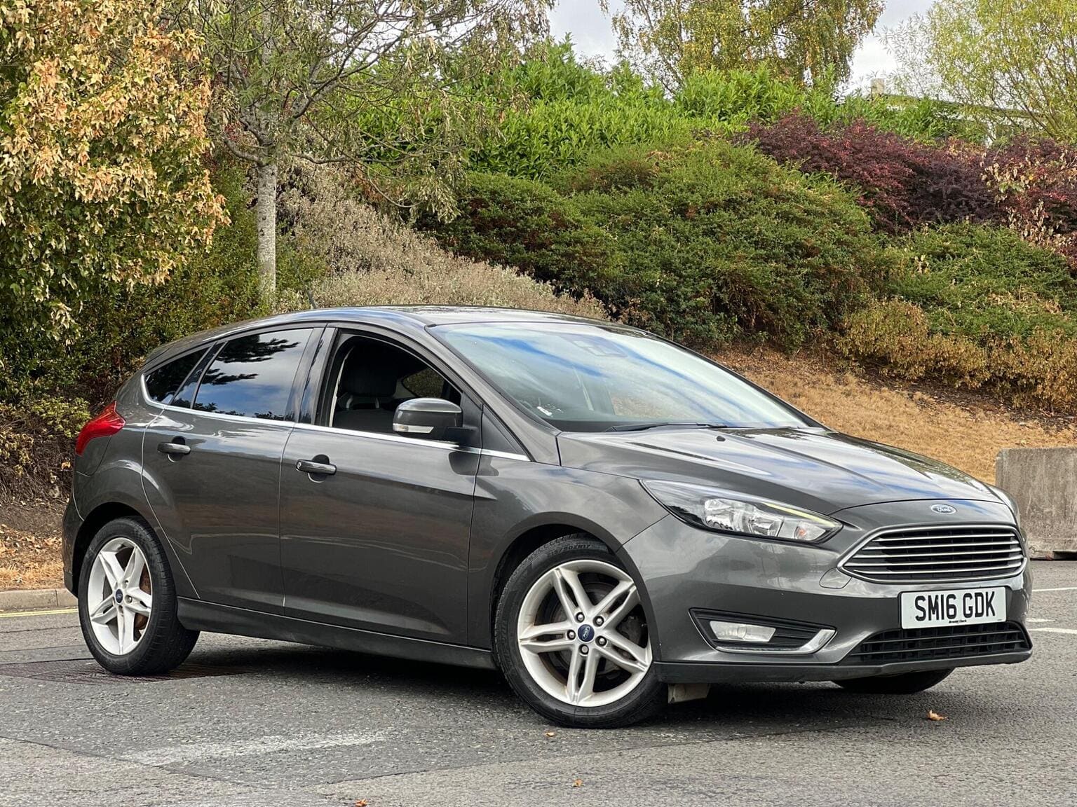 Ford Focus - image 1 of 44