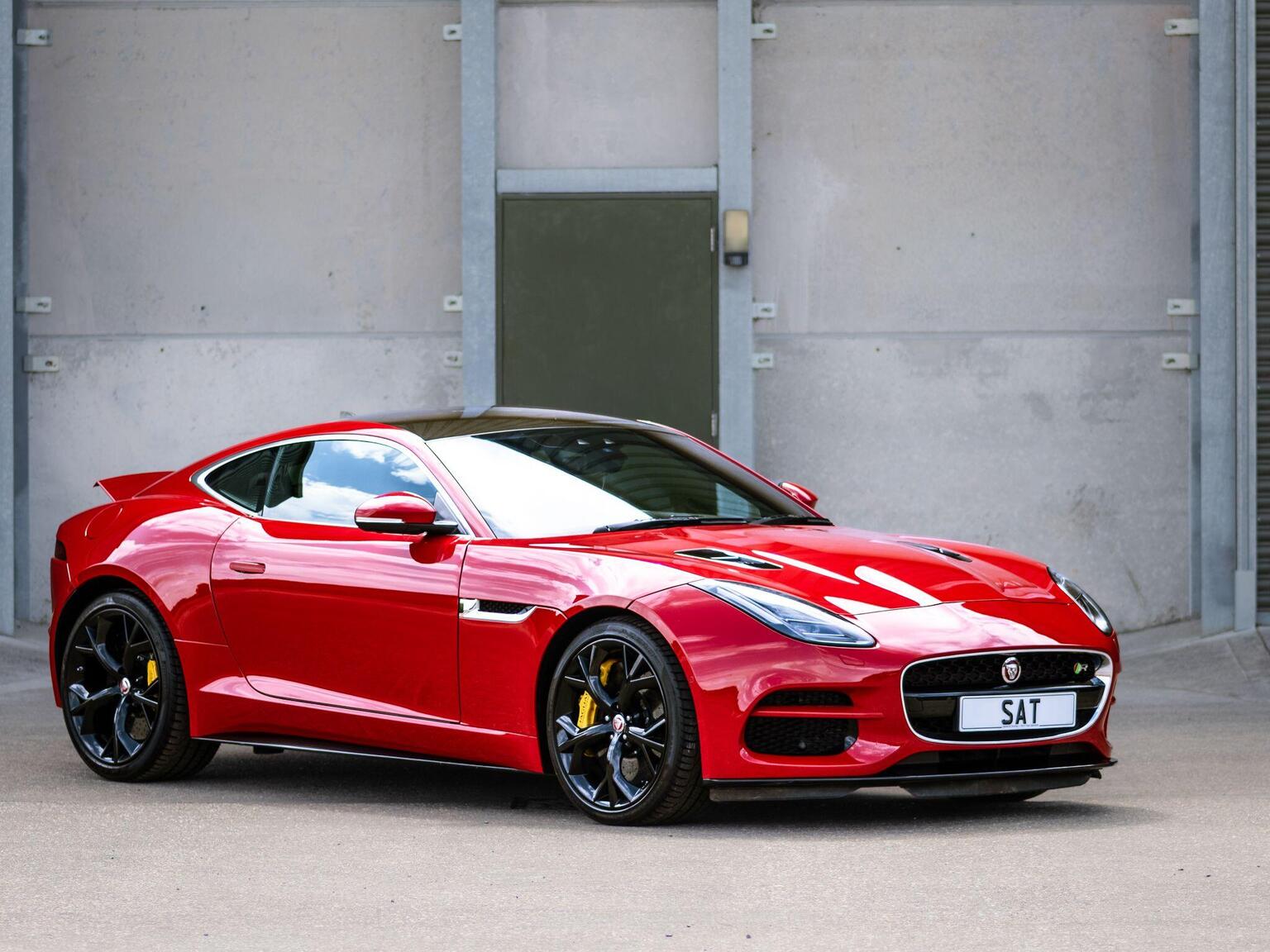 Jaguar F-Type - image 1 of 100