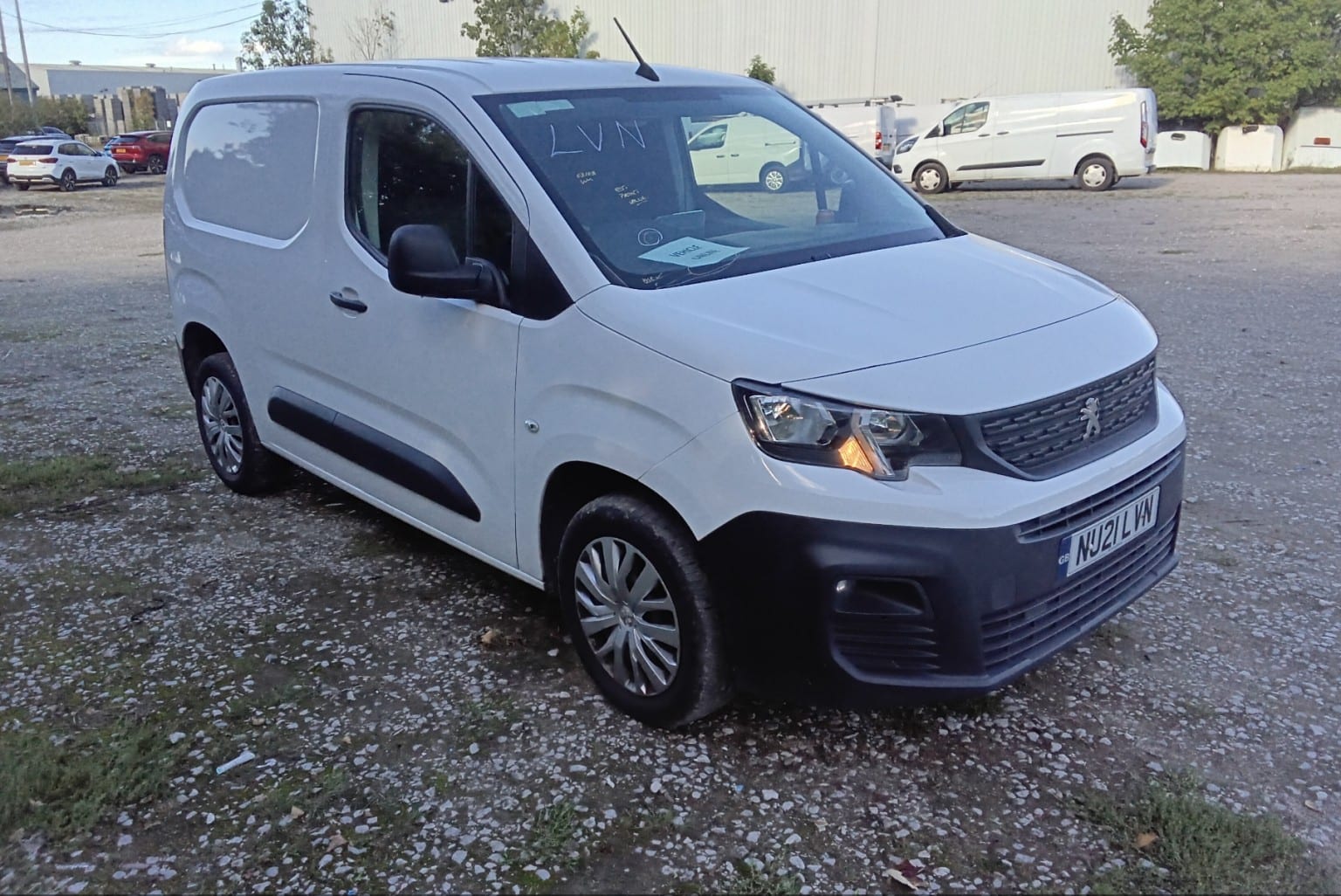 Peugeot Partner - image 1 of 6