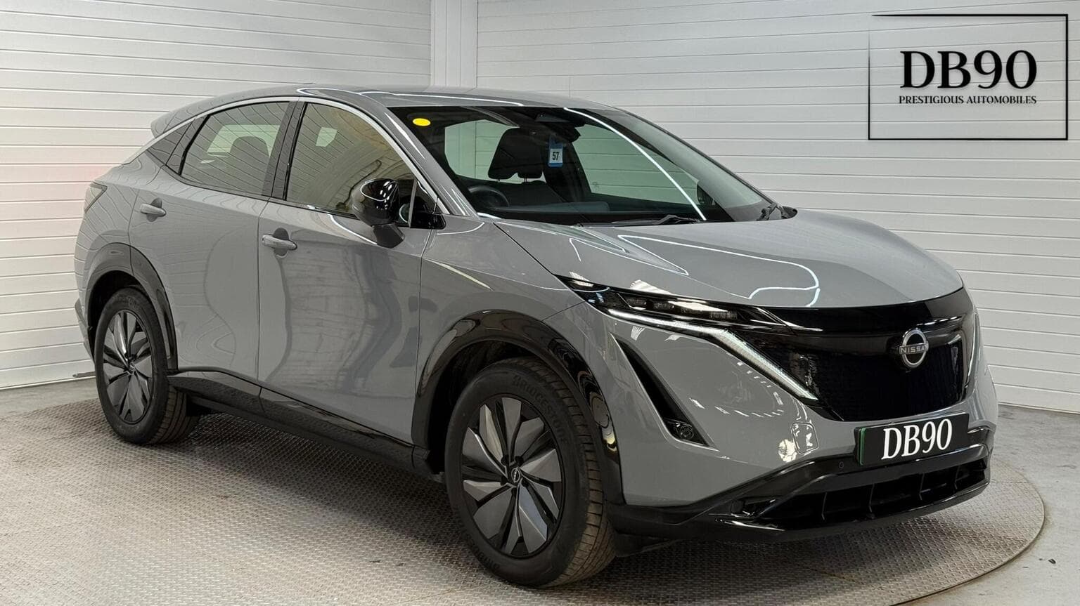Nissan Ariya - image 1 of 54