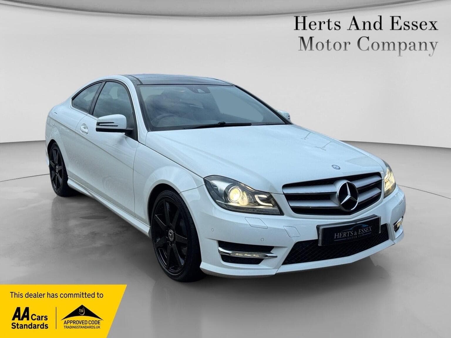 Mercedes-Benz C Class - image 1 of 40