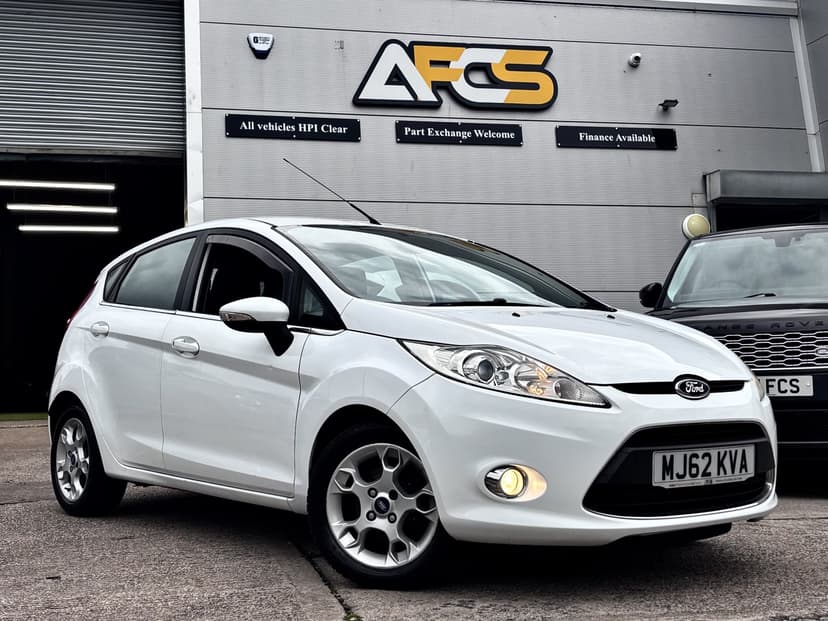 2012 FORD FIESTA
