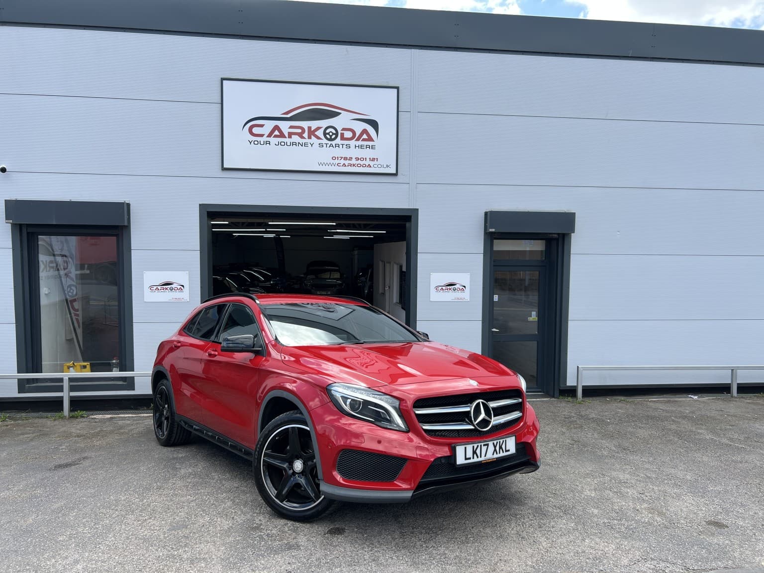 Mercedes-Benz GLA - image 1 of 6