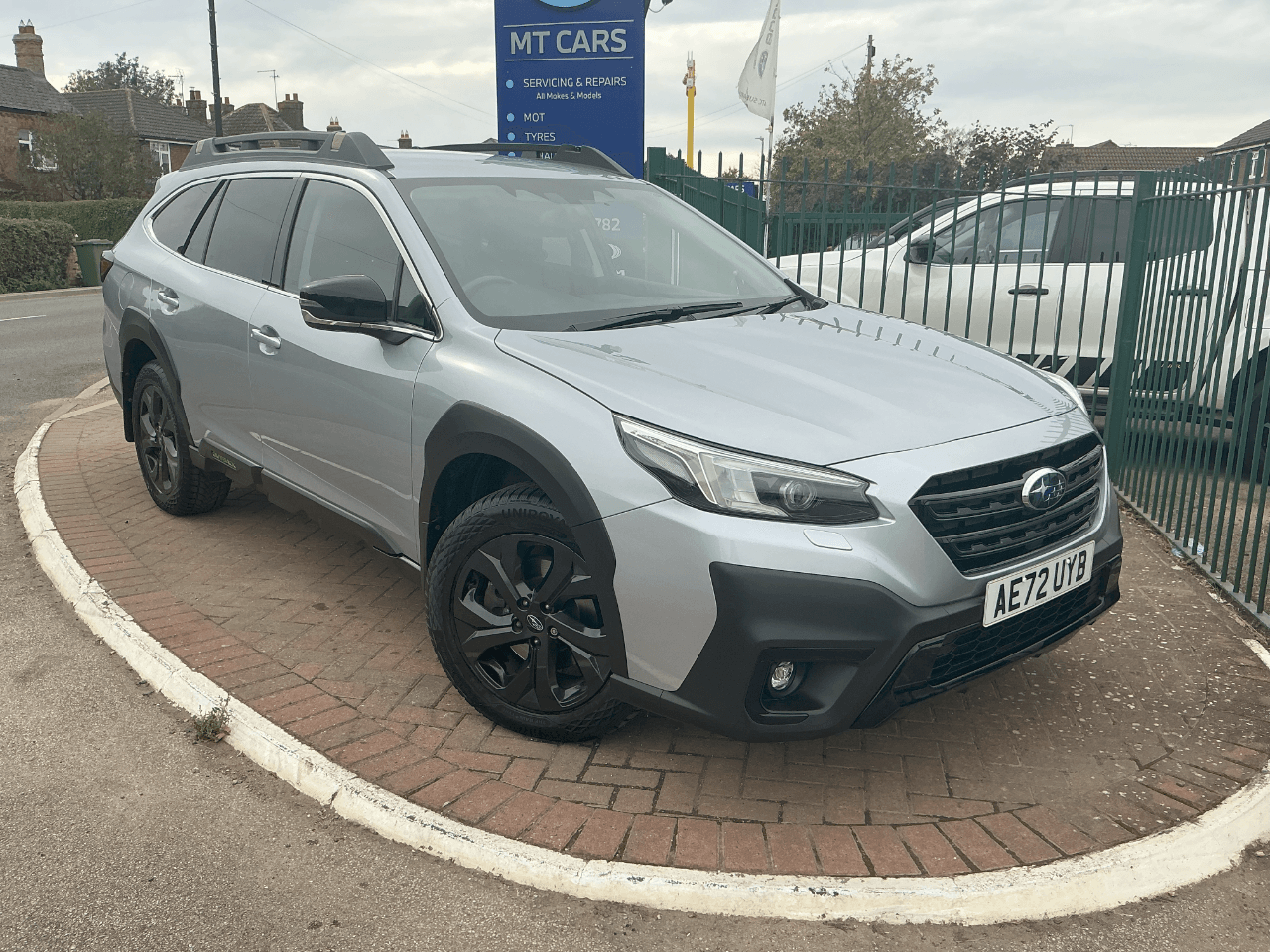 Subaru Outback - image 1 of 30
