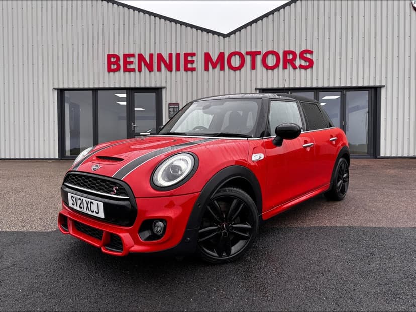 2021 MINI HATCH