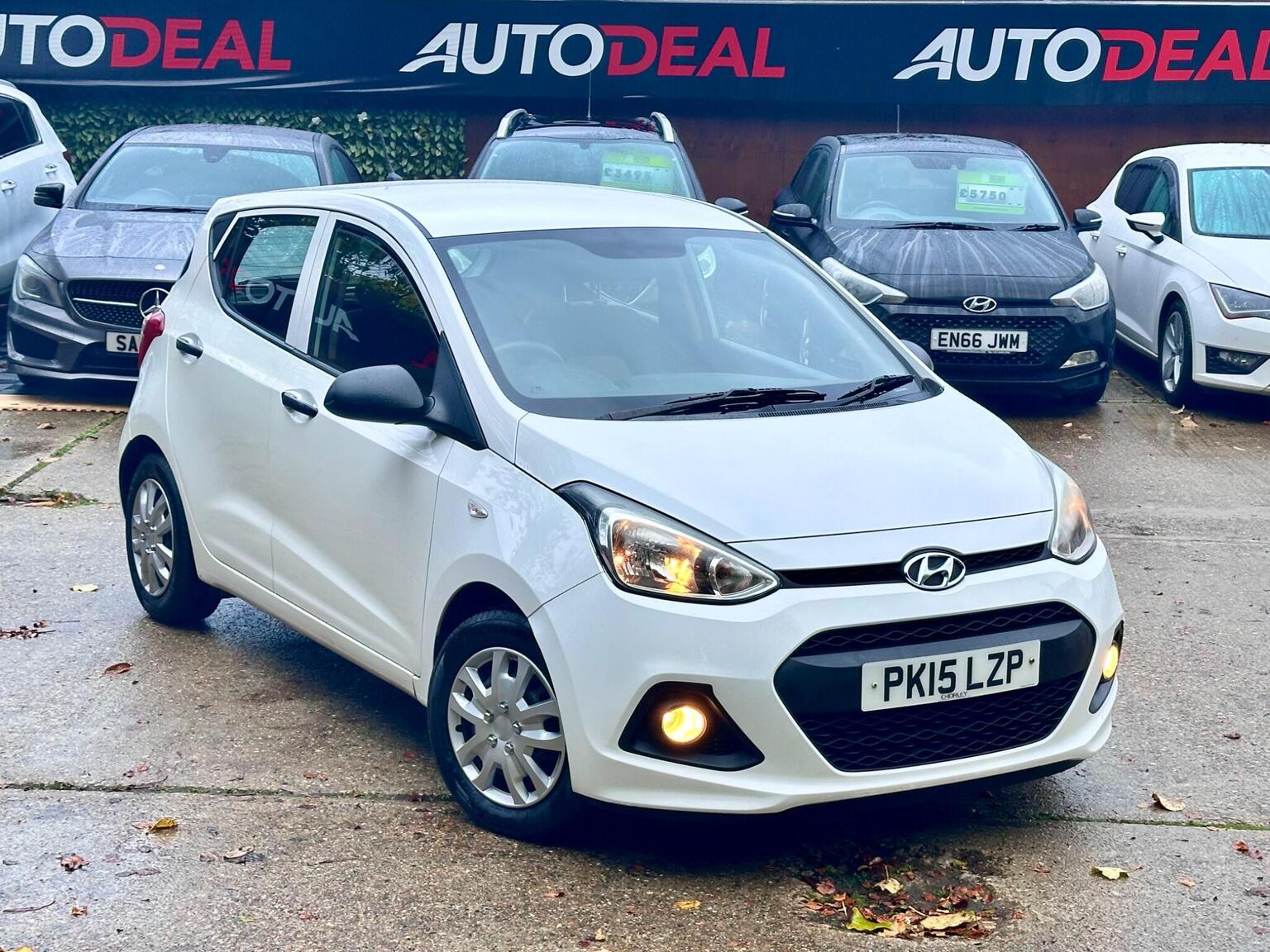 2015 Hyundai i10 1.0 S Euro 5 5dr in white — photo 1 of 34