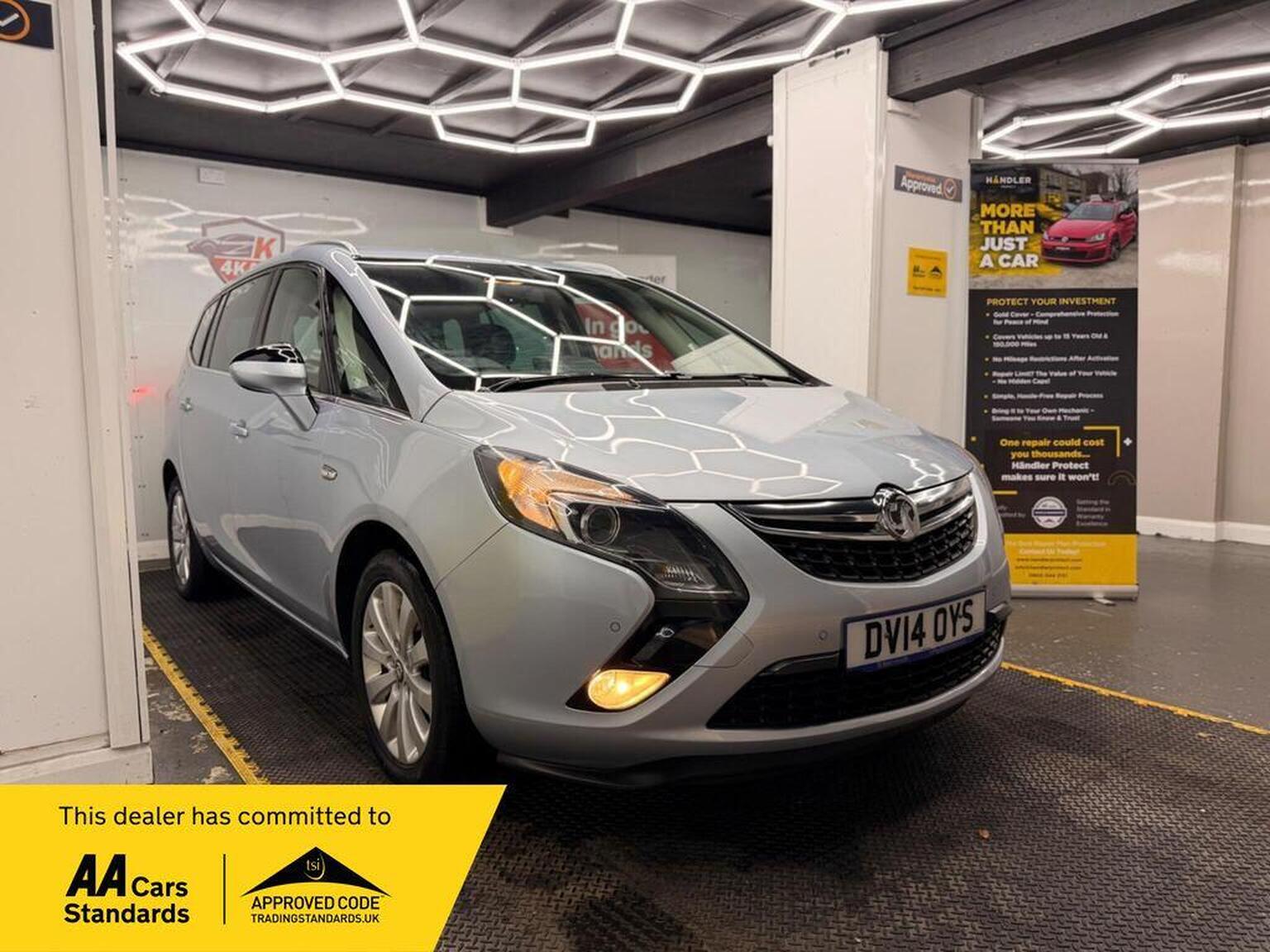Vauxhall Zafira Tourer - image 1 of 67